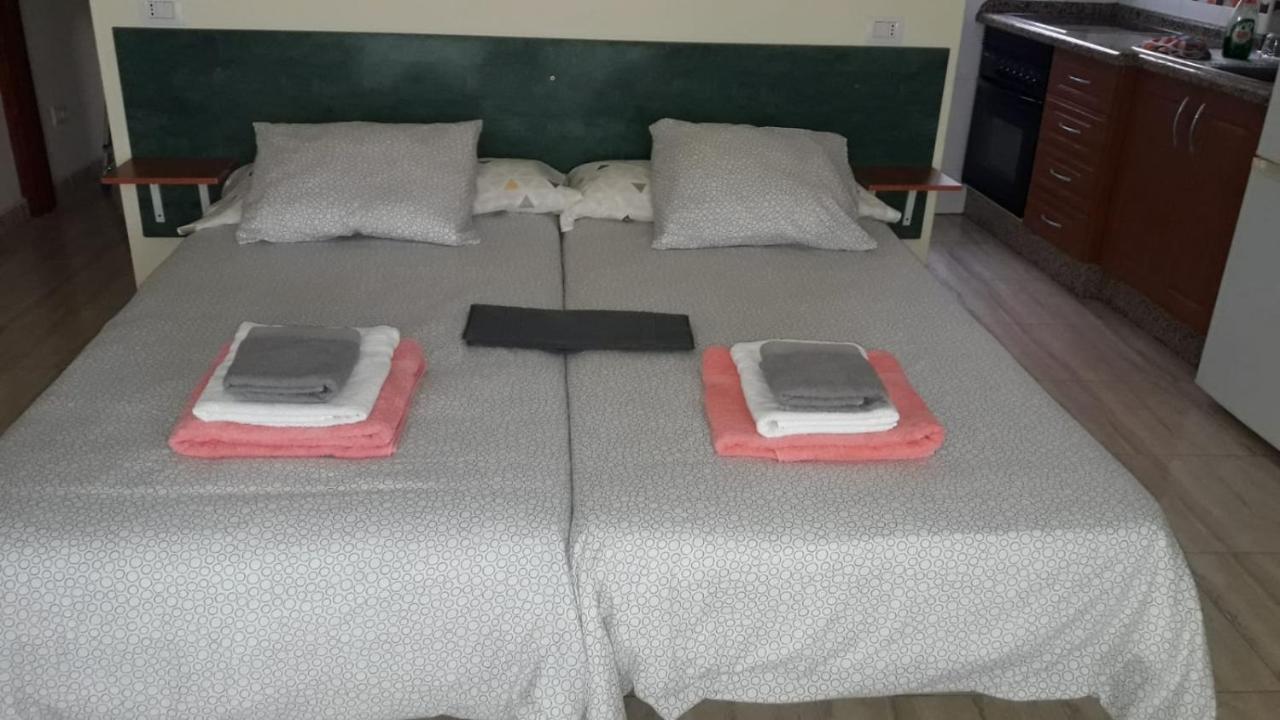 Apartamentos Tenerife Sur Guargacho Eksteriør billede